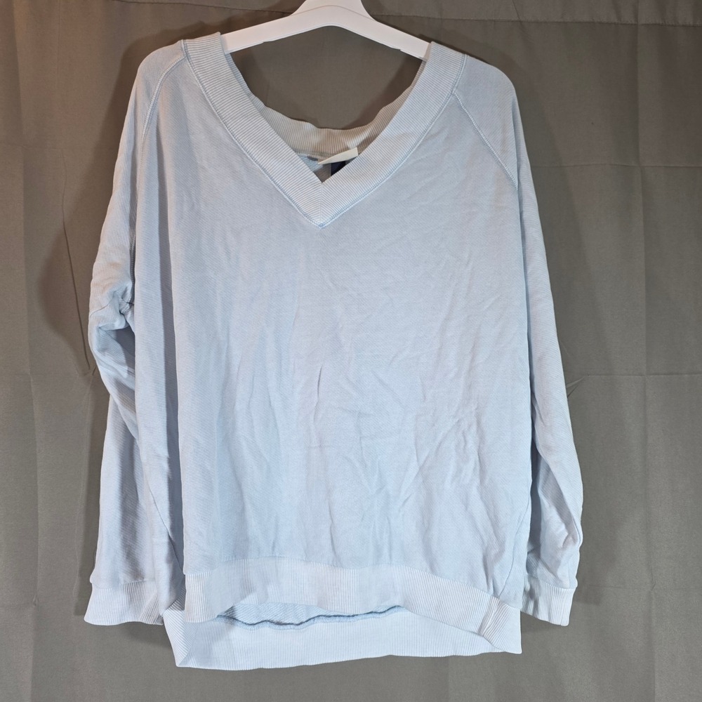 Universal Thread Womens XXL Light Blue V-Neck Sweatshirt Pullover PID-YRE3YR